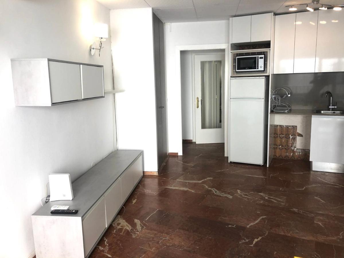 Palmeras - Apartamento En El Centro De Roses - Cerca De La Playa - Terraza - Wifi Esterno foto